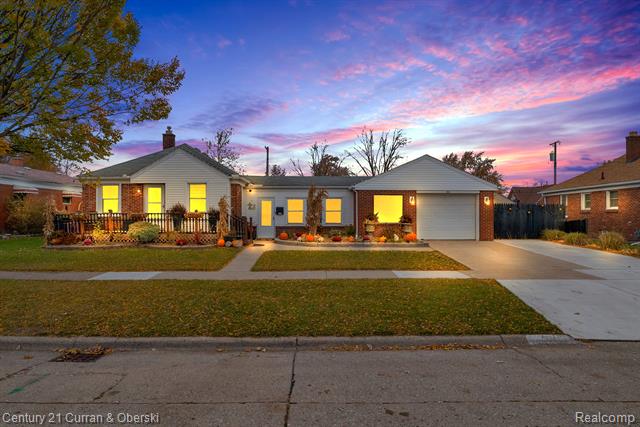 front view picture of 1052 Michigan, Lincoln Park, MI. 48146