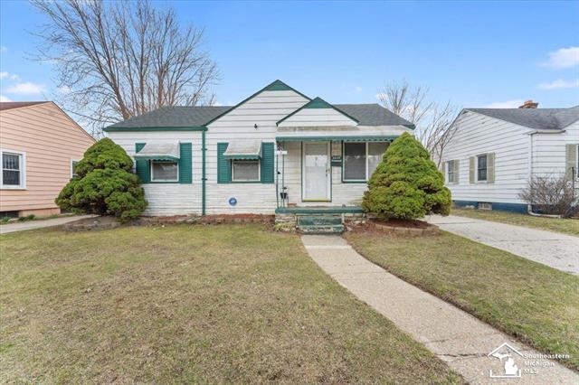 front view picture of 2035 Riverbank, Lincoln Park, MI. 48146