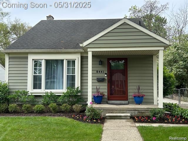 front view picture of 8441 Colgate St, Oak Park, MI. 48237