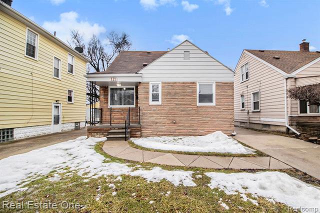 front view picture of 721 Cleveland, Lincoln Park, MI. 48146
