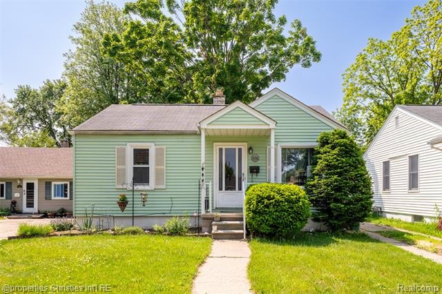 front view picture of 536 Andresen Ct, Hazel Park, MI. 48030