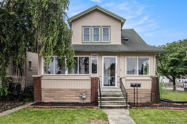 front view picture of 1339 Buckingham, Lincoln Park, MI. 48146