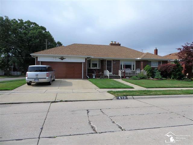 front view picture of 413 Kings, Lincoln Park, MI. 48146