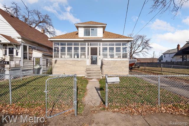 front view picture of 28 Labadie St, Ecorse, MI. 48229