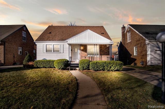 front view picture of 9666 Ruth, Allen Park, MI. 48101