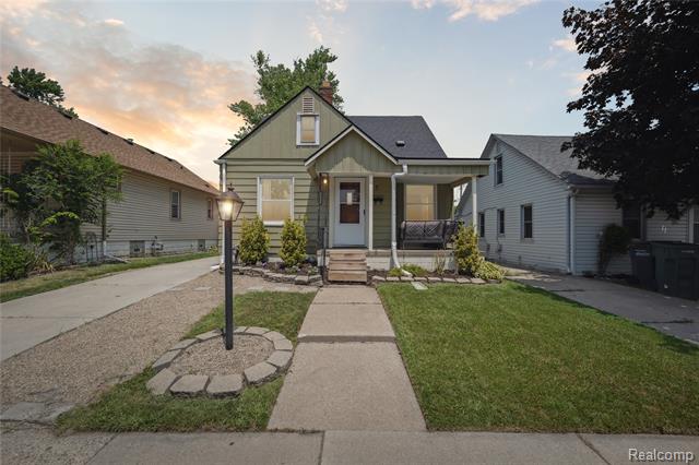 front view picture of 1172 Mill, Lincoln Park, MI. 48146