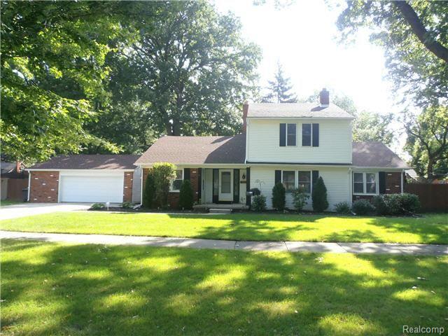 front view picture of 8103 Mortenview, Taylor, MI. 48180