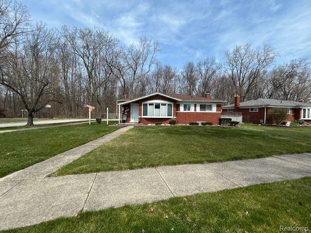 front view picture of 25276 Hayes, Taylor, MI. 48180