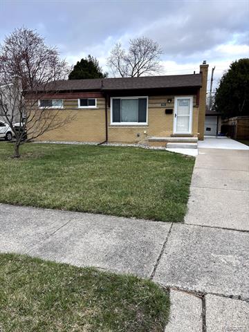 front view picture of 7921 Clippert, Taylor, MI. 48180