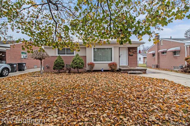 front view picture of 21711 Champaign, Taylor, MI. 48180