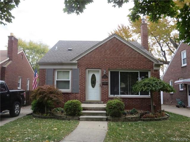 front view picture of 7853 Robinson, Allen Park, MI. 48101