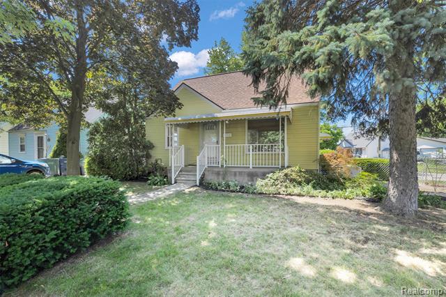front view picture of 3112 Bailey, Lincoln Park, MI. 48146
