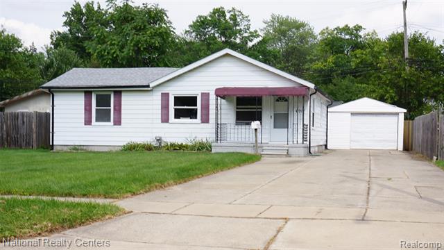 front view picture of 6917 Mc Guire, Taylor, MI. 48180