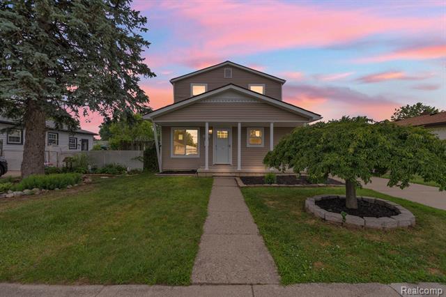 front view picture of 6530 Madison, Taylor, MI. 48180