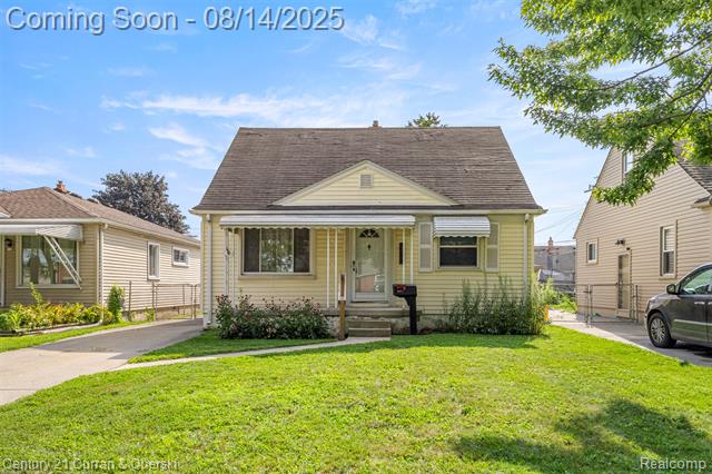 front view picture of 6415 Weddel, Taylor, MI. 48180