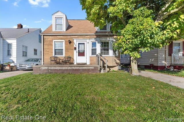 front view picture of 1454 Mill, Lincoln Park, MI. 48146