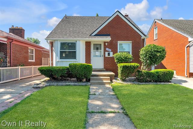 front view picture of 1389 Cleveland, Lincoln Park, MI. 48146