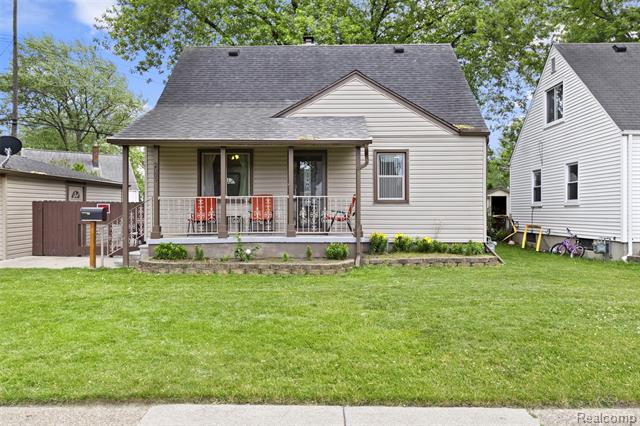 front view picture of 2009 Thomas, Lincoln Park, MI. 48146