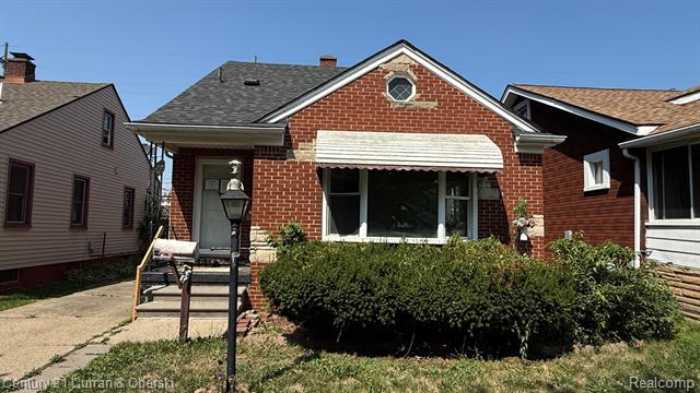 front view picture of 1186 Garfield, Lincoln Park, MI. 48146