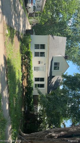 front view picture of 7128 Cherokee, Taylor, MI. 48180