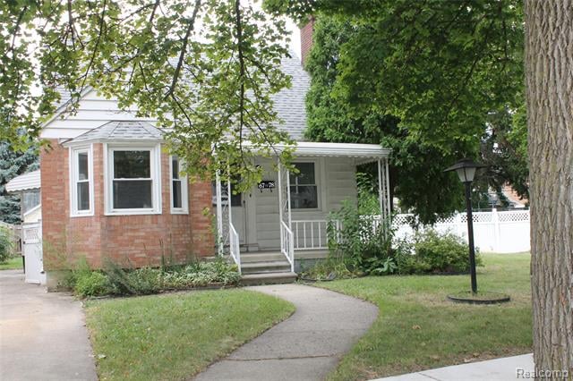 front view picture of 6778 Buckingham, Allen Park, MI. 48101