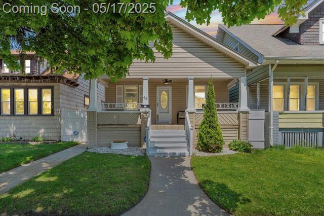 front view picture of 44 W Woodward, Ecorse, MI. 48229