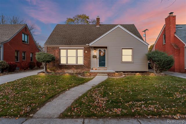 front view picture of 15570 Angelique, Allen Park, MI. 48101