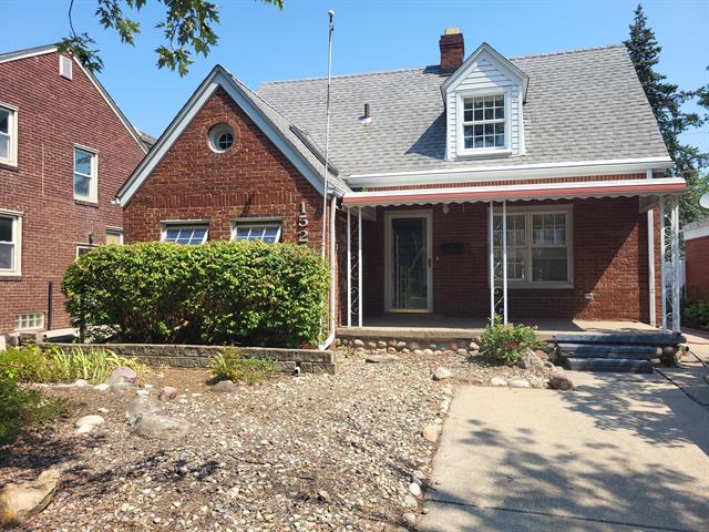 front view picture of 15282 Regina, Allen Park, MI. 48101