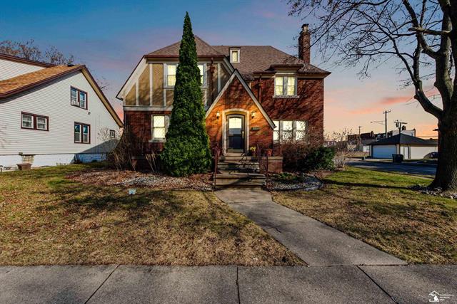 front view picture of 1627 Fort Park, Lincoln Park, MI. 48146
