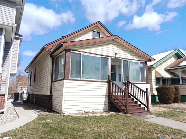 front view picture of 30 Ridge, Ecorse, MI. 48229