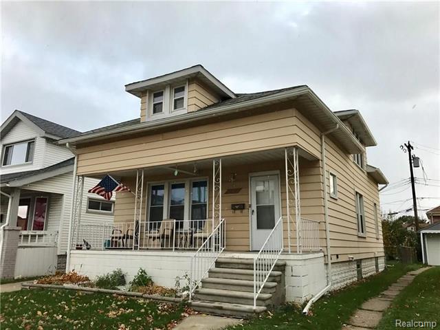 front view picture of 1307 University, Lincoln Park, MI. 48146