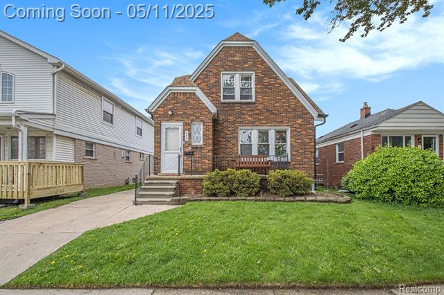 front view picture of 14724 Dasher, Allen Park, MI. 48101