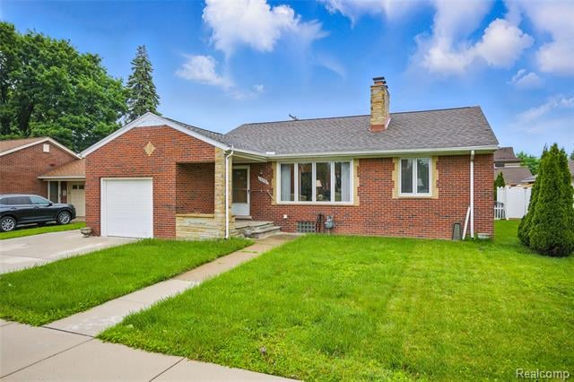 front view picture of 15290 Mclain, Allen Park, MI. 48101