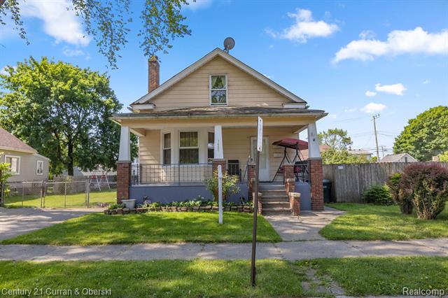 front view picture of 1409 Charter, Lincoln Park, MI. 48146