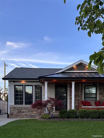 front view picture of 1826 Morris, Lincoln Park, MI. 48146