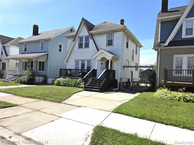 front view picture of 116 Walnut, River Rouge, MI. 48218