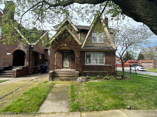 front view picture of 104 Walnut, River Rouge, MI. 48218