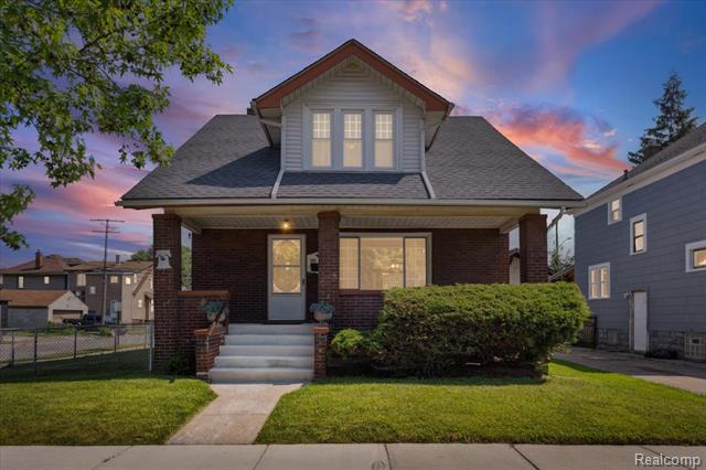 front view picture of 103 Elm, River Rouge, MI. 48218