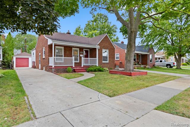 front view picture of 14610 Hanover, Allen Park, MI. 48101