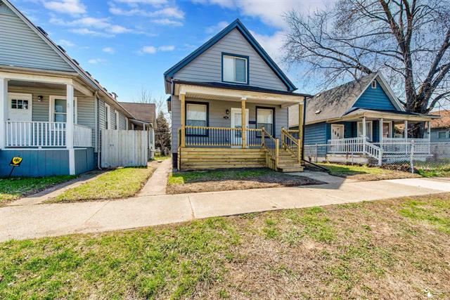 front view picture of 92 E Pleasant, River Rouge, MI. 48218