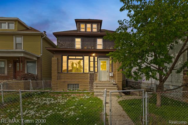 front view picture of 22 Henry, River Rouge, MI. 48218