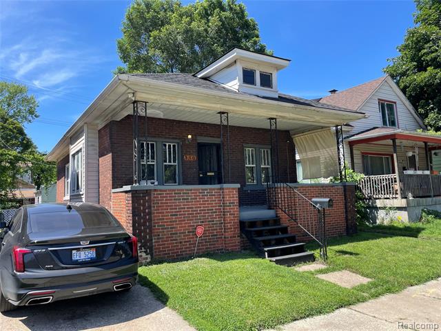 front view picture of 150 Division, River Rouge, MI. 48218