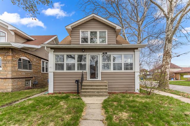 front view picture of 63 Elm, River Rouge, MI. 48218