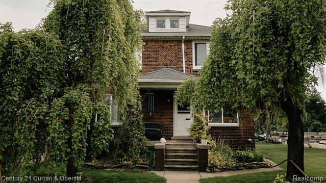 front view picture of 15261 Demean, Allen Park, MI. 48101
