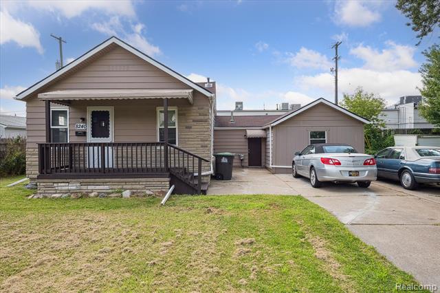 front view picture of 8240 West Point, Taylor, MI. 48180