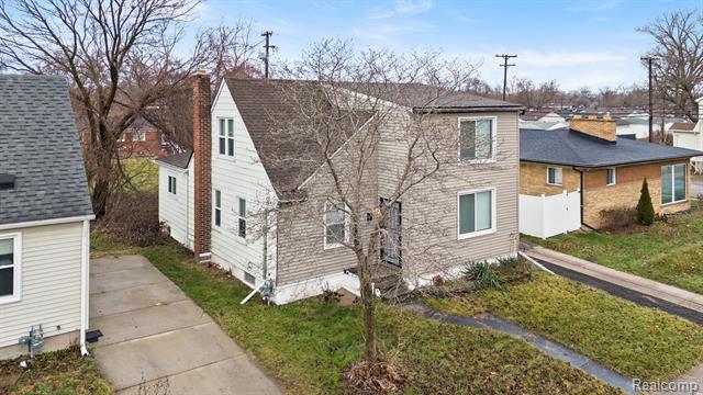 front view picture of 518 Campbell, River Rouge, MI. 48218