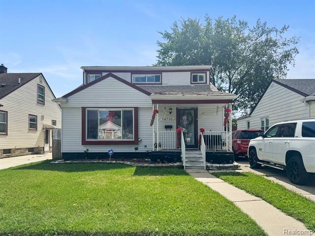 front view picture of 14735 College, Allen Park, MI. 48101