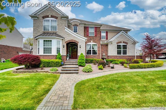 front view picture of 2042 Town Center, Canton, MI. 48188