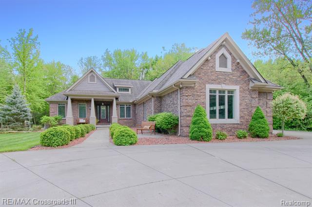 front view picture of 47605 Hanford, Canton, MI. 48187