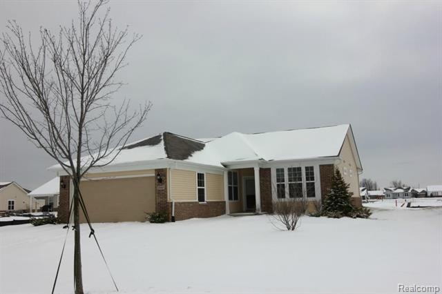 front view picture of 23947 St Clair Dr, Flat Rock, MI. 48134